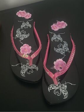 Women's Pink Rhinestone Floral Flip Flop Sandals